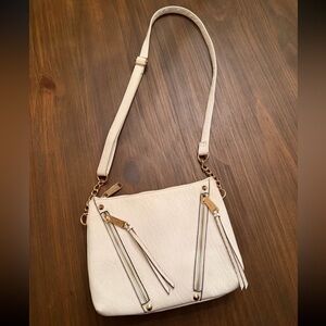 Jessica Simpson Elegant White Crossbody Bag with Gold Colored Accents